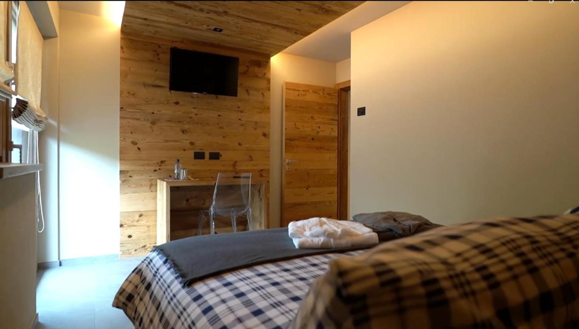 La Mirage Apartment